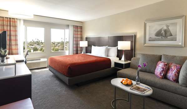  - ALO Hotel by Ayres Orange - I-5, Exit 107