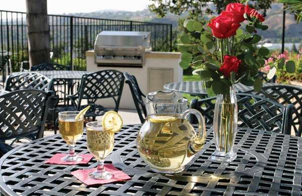 Exterior view - Ayres Suites Yorba Linda - CA 91, Exit 39