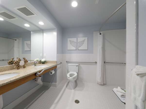 Pool - Avila Lighthouse Suites Avila Beach