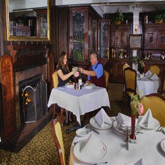 Restaurant - Santa Maria Inn