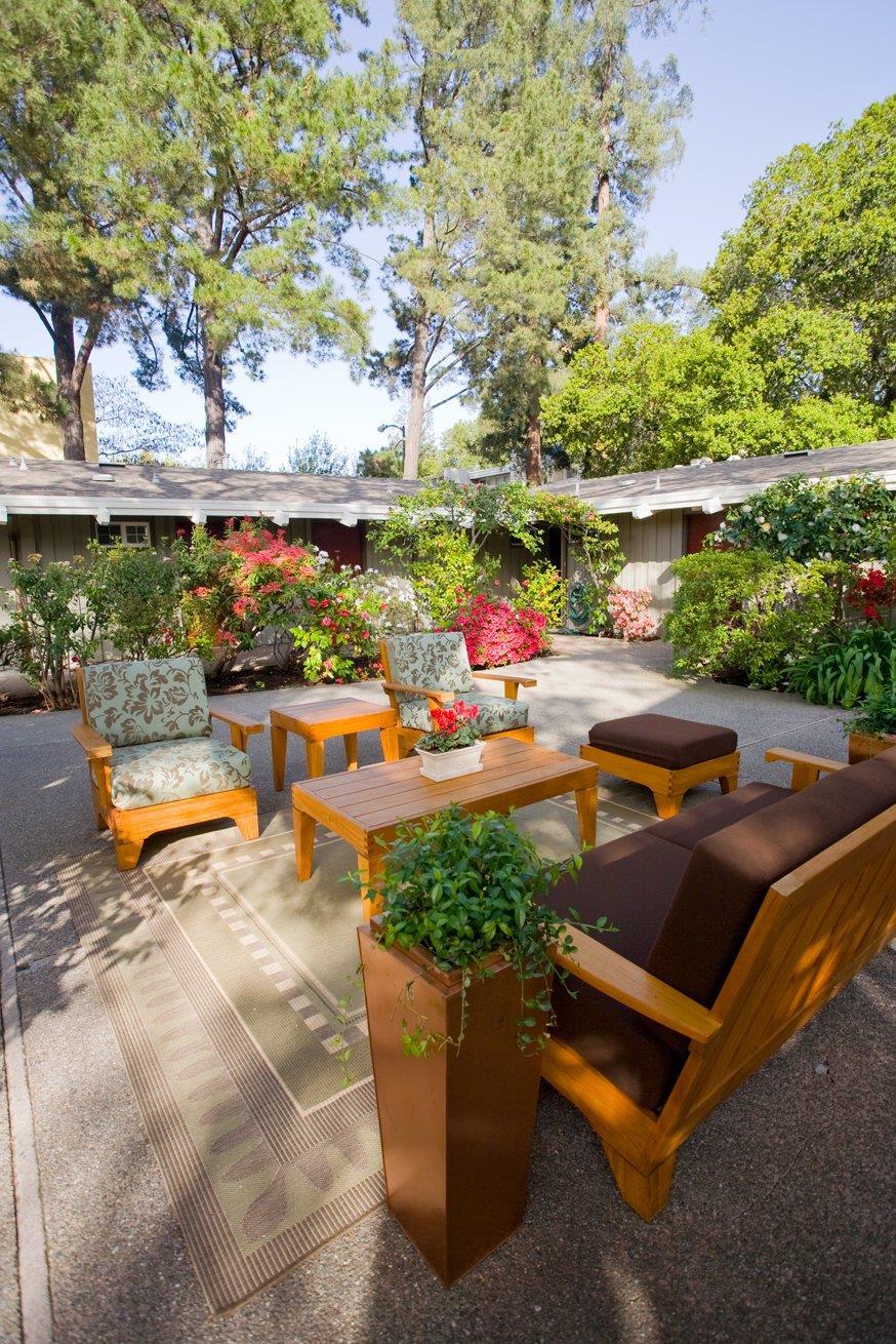 Red Cottage Inn & Suites Menlo Park, CA See Discounts