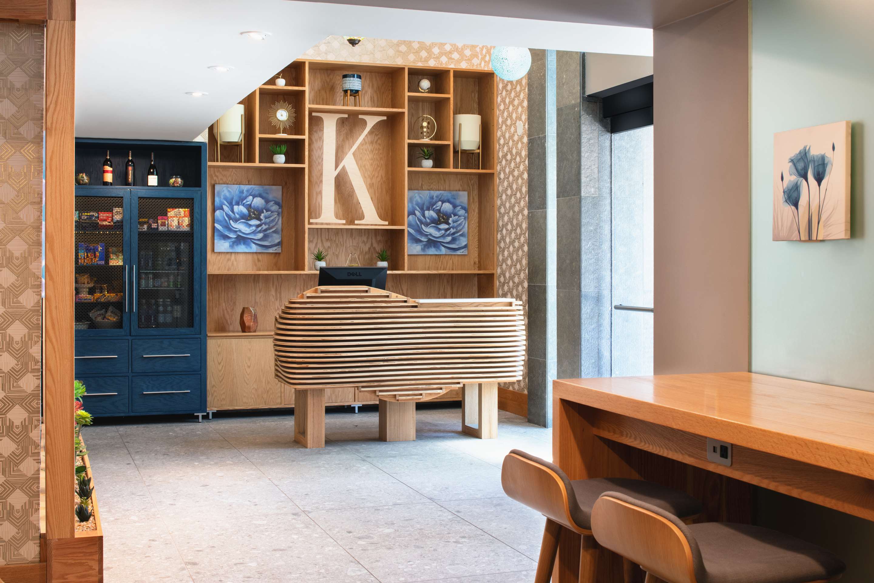 hotel keen public lobby | Hotel Keen