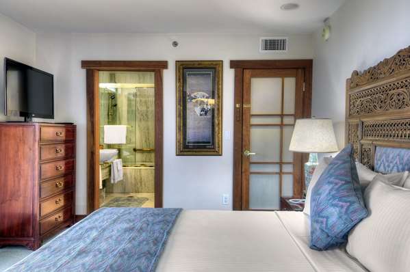  - Dinah's Garden Hotel Palo Alto