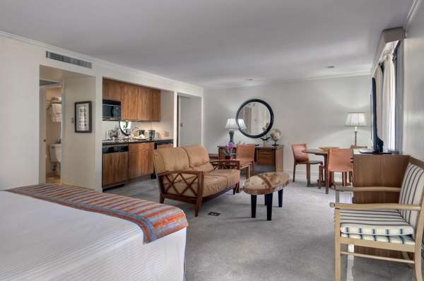  - Dinah's Garden Hotel Palo Alto