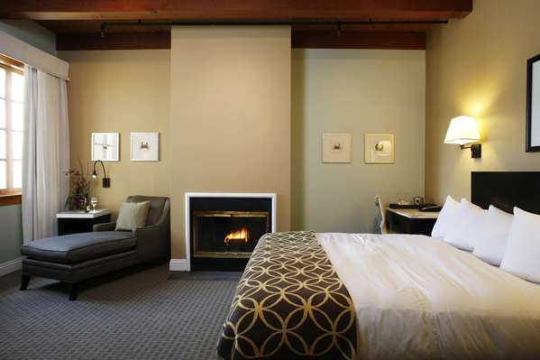  - Waters Edge Hotel Tiburon