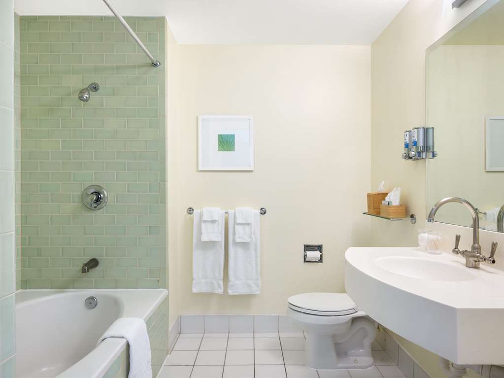 ACQUA HOTEL  MILL VALLEY MARIN-guestroom-Guest Room,Bathroom,On-Site.jpg