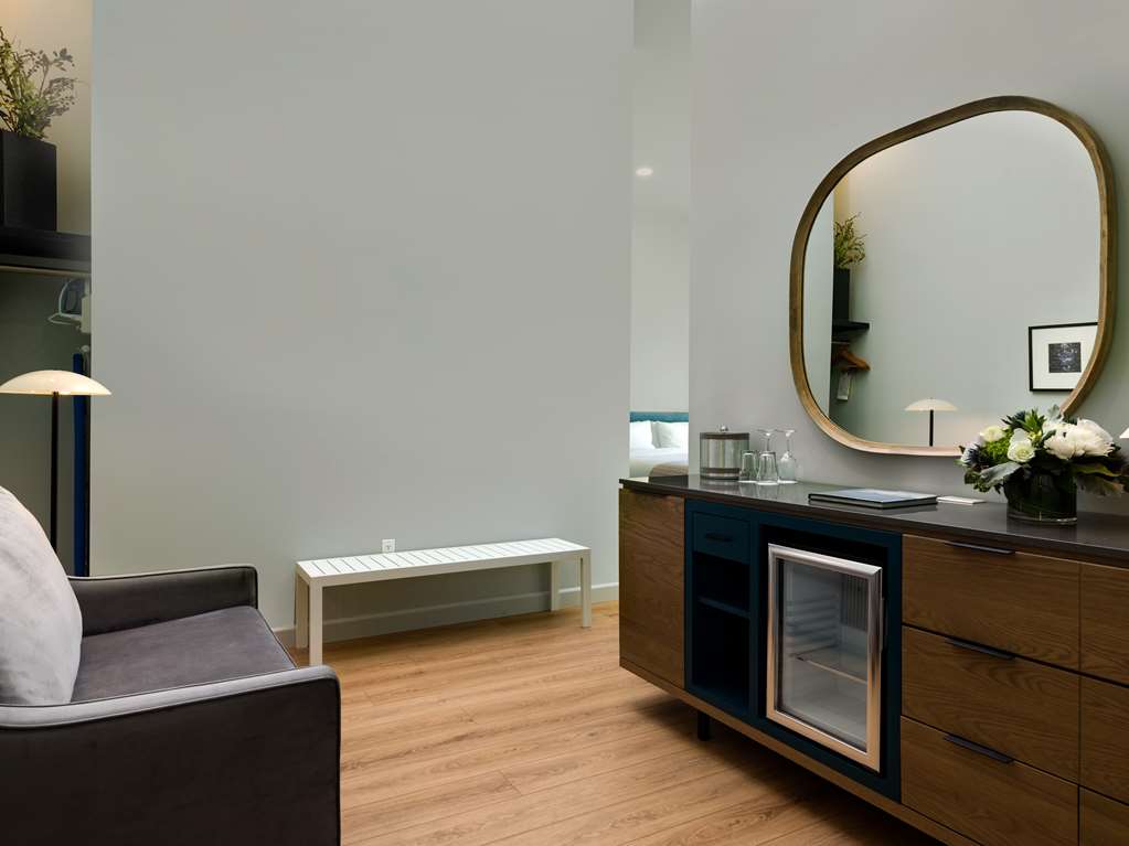 ACQUA HOTEL  MILL VALLEY MARIN-guestroom-Guest Room,Suite,On-Site.jpg