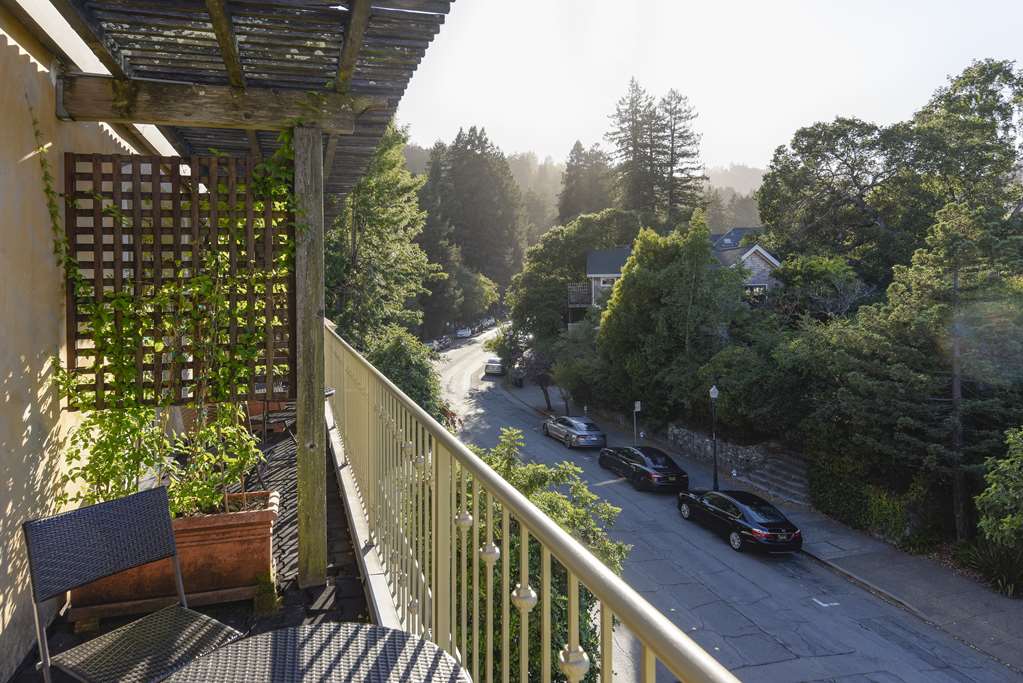 MILL VALLEY INN  MARIN COUNTY-guestroom-Guest Room,Guest Room Amenity,On-Site.jpg