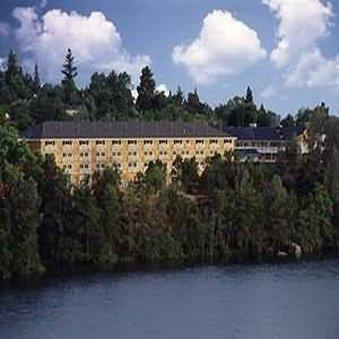  - Lake Natoma Inn Folsom
