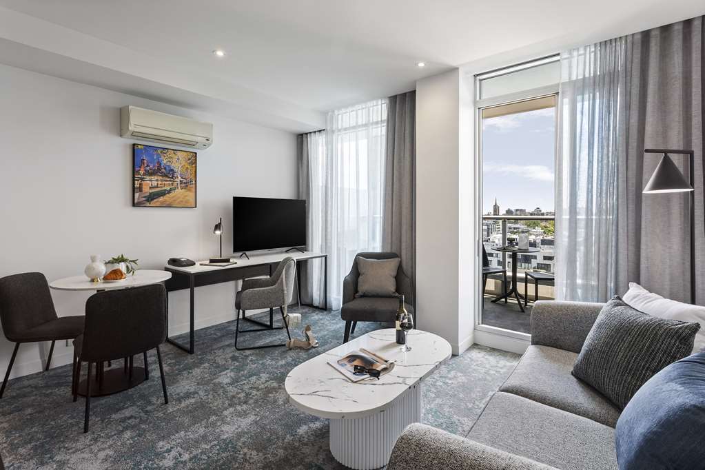 PUNTHILL SOUTH YARRA GRAND-guestroom-Guest Room,Suite,On-Site.jpg