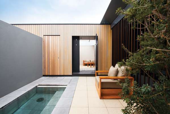 Pool,On-Site,Property Amenity,Recreation