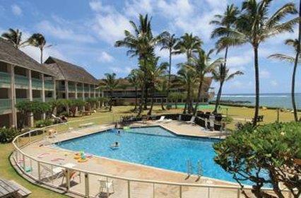 Pool - ISO Hotel Oceanfront Kapaa