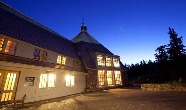 Exterior view - Timberline Lodge Government Camp