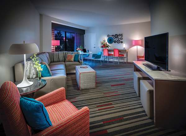 Suite - Hard Rock Hotel Universal Orlando - I-4, Exit 75B
