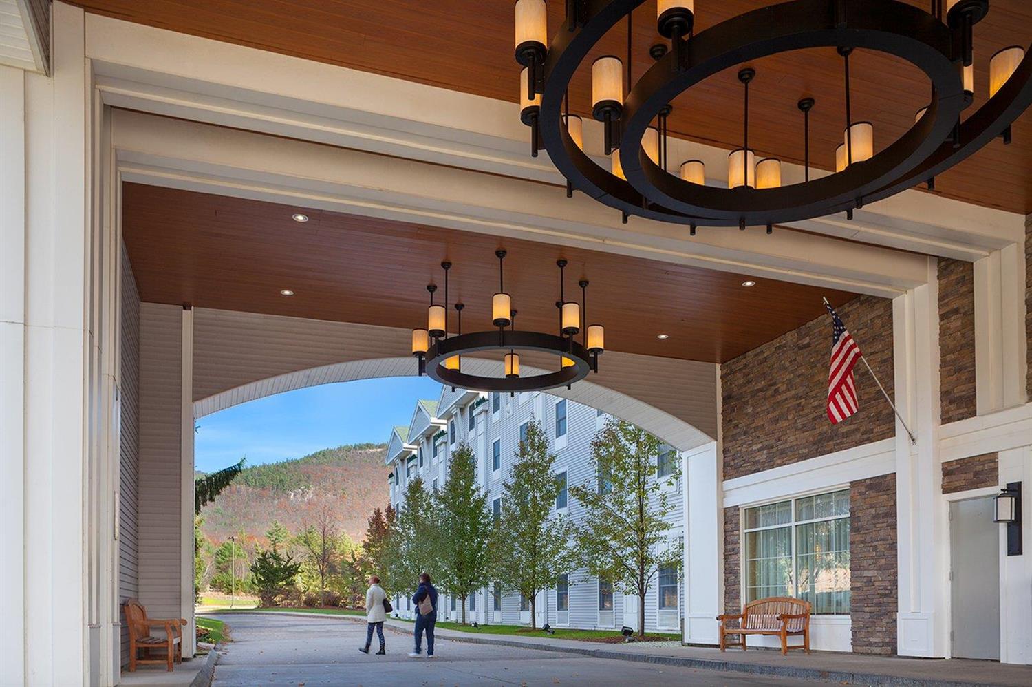 Grand Hotel North Conway, NH - See Discounts