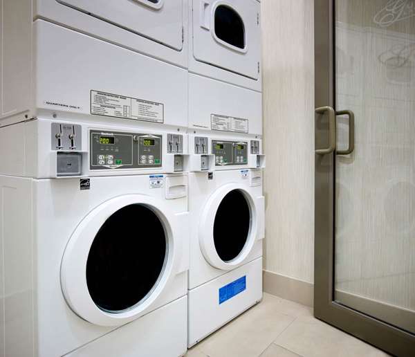  - Waterfront Hotel Downtown Burlington