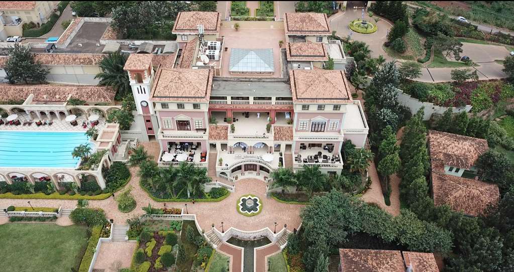 Lake Victoria Serena Golf Resort & Spa