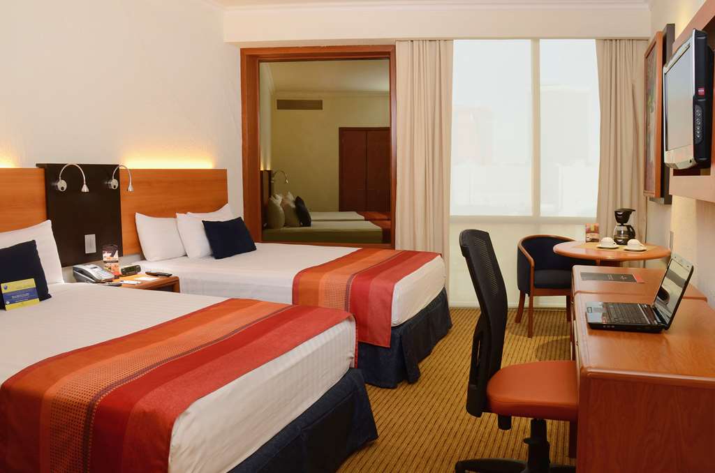 GUADALAJARA PLAZA EXPO-guestroom-Guest Room,On-Site.jpg
