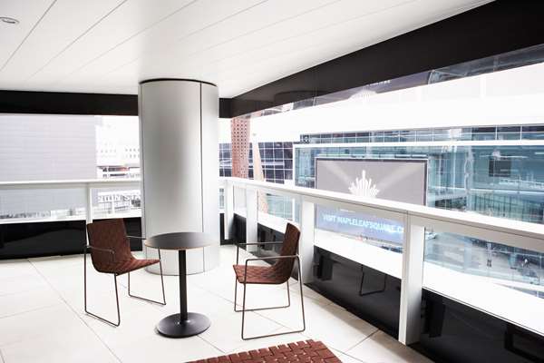 Suite - Hotel Le Germain Maple Leaf Square Toronto