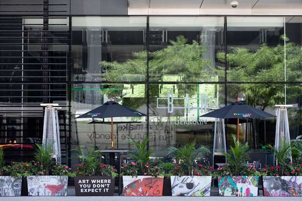 Bar - Hotel Le Germain Maple Leaf Square Toronto