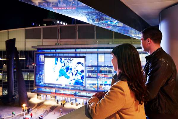  - Hotel Le Germain Maple Leaf Square Toronto