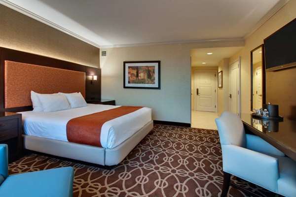  - Argosy Casino Hotel & Spa Riverside - I-635, Exit 11