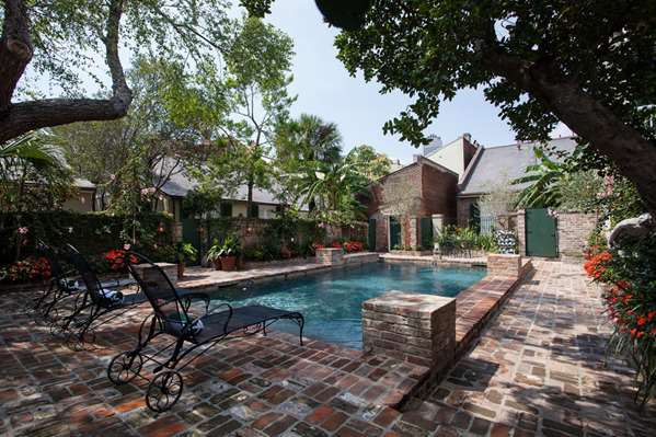 Pool - Audubon Cottages New Orleans