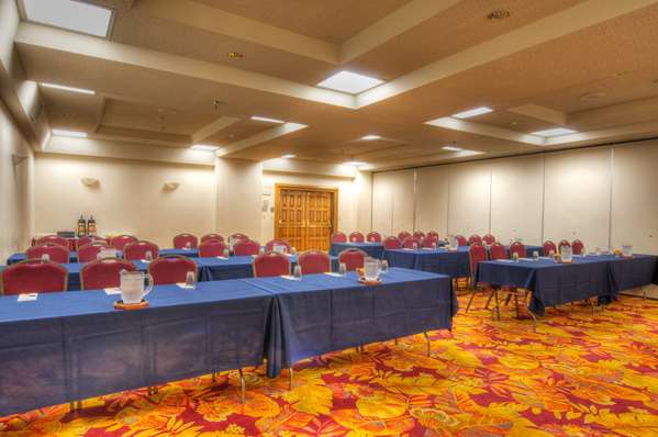  - MCM Elegante Suites Abilene