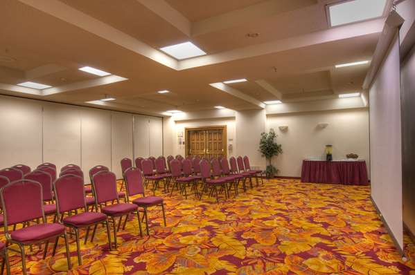  - MCM Elegante Suites Abilene