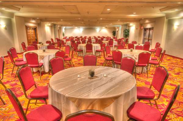  - MCM Elegante Suites Abilene