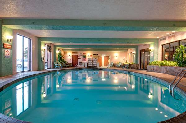 Pool - MCM Elegante Suites Abilene