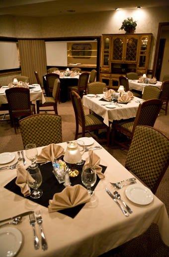 Restaurant - MCM Elegante Suites Abilene