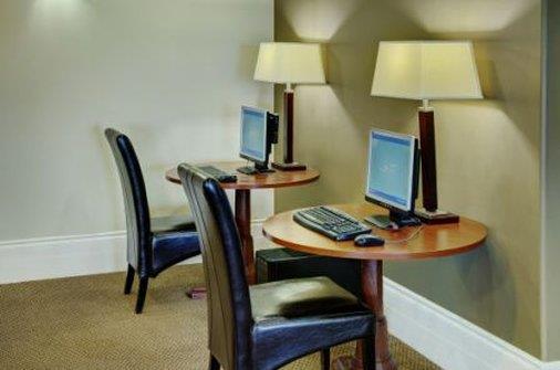 Conference Area - Lakeview Inn & Suites Airport West Edson