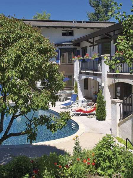 Pool - St Moritz Lodge & Condos Aspen