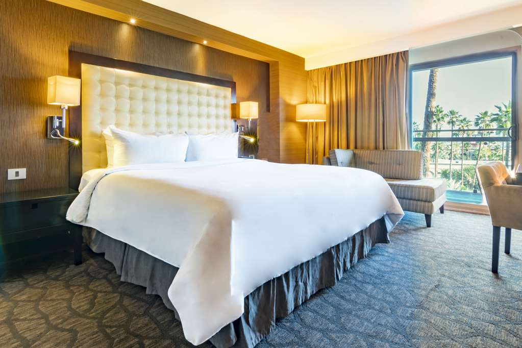 LUCERNA MEXICALI HOTEL-guestroom-Guest Room,On-Site.jpg