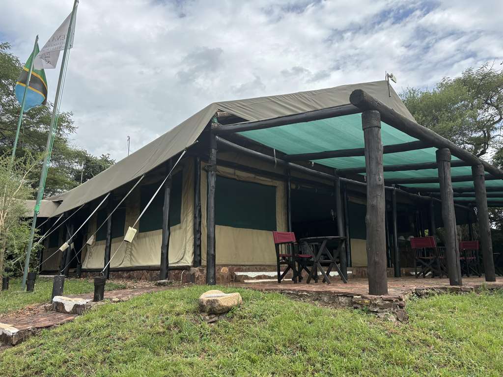 Kirawira Serena Camp