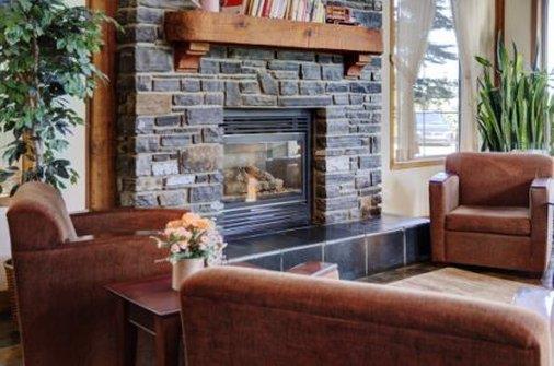 Restaurant - Lakeview Inn & Suites Okotoks