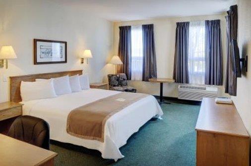  - Lakeview Inn & Suites Okotoks