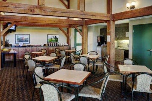 Restaurant - Lakeview Inn & Suites Okotoks