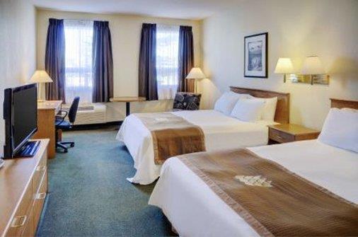  - Lakeview Inn & Suites Okotoks