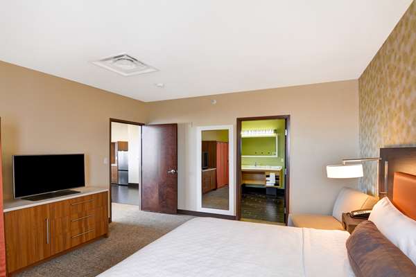  - Home2 Suites by Hilton Downtown Albuquerque - I-40, Exit 159A & 159D