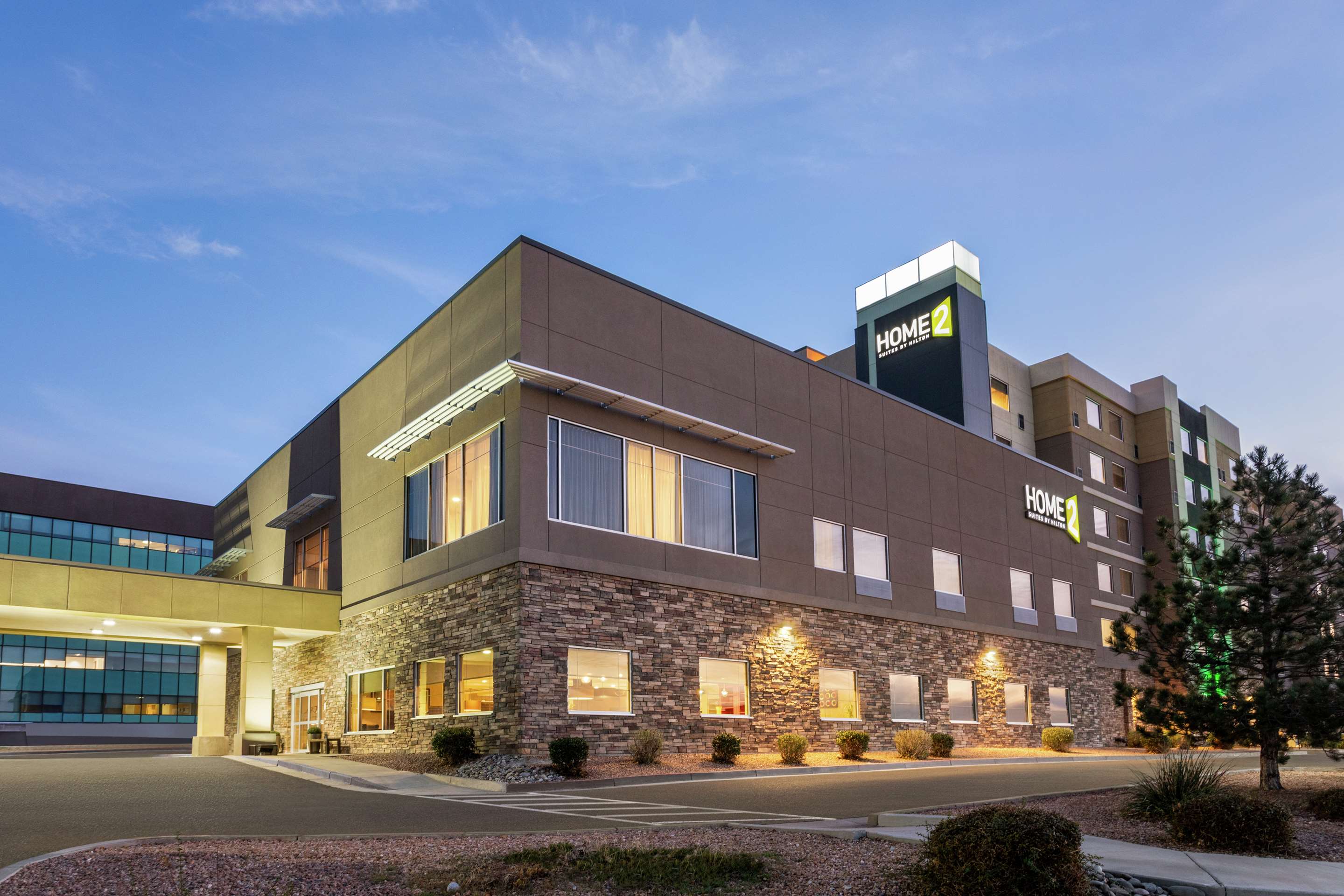 Exterior | Home2 Suites by Hilton Albuquerque/Downtown-University