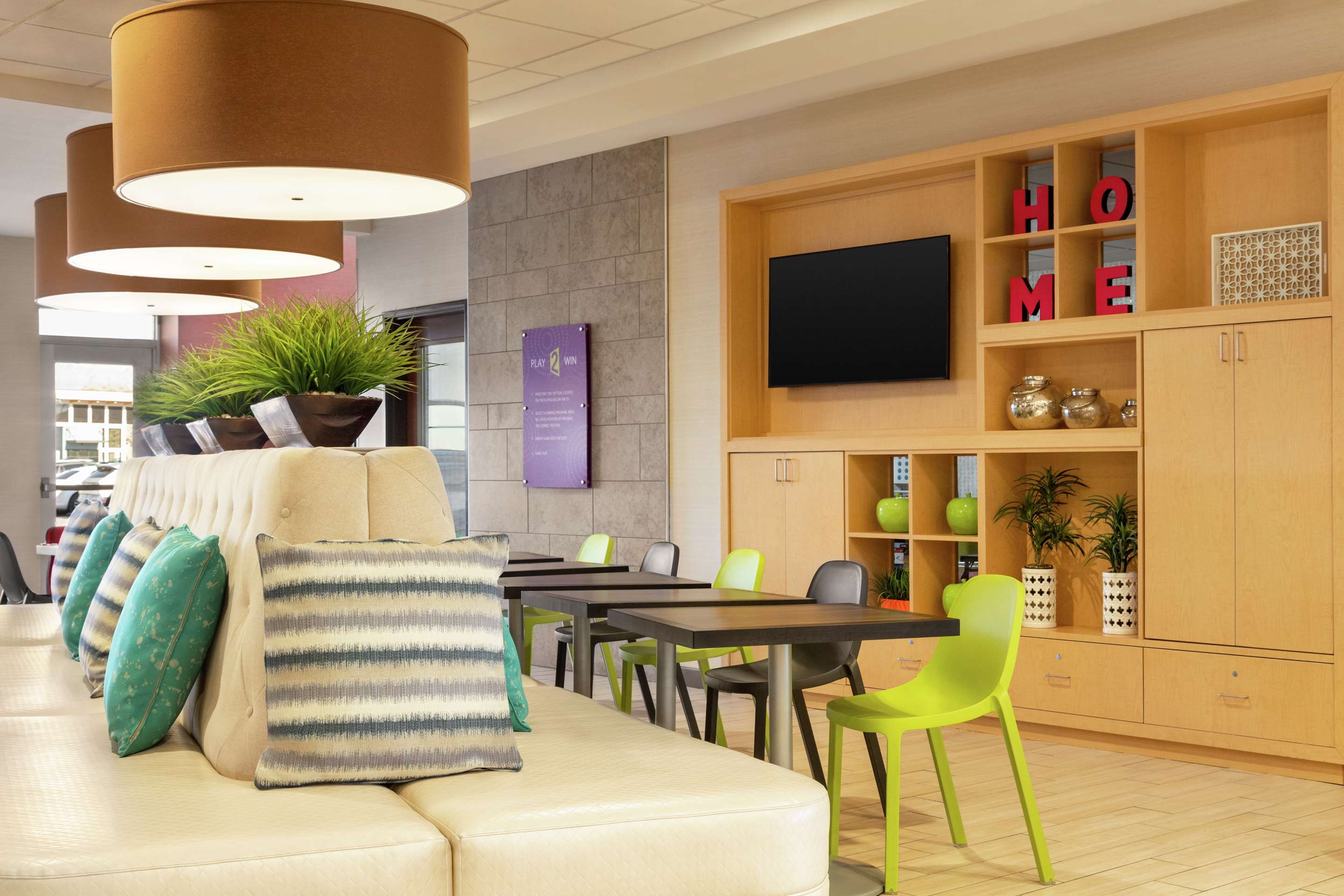 Lobby | Home2 Suites by Hilton Albuquerque/Downtown-University