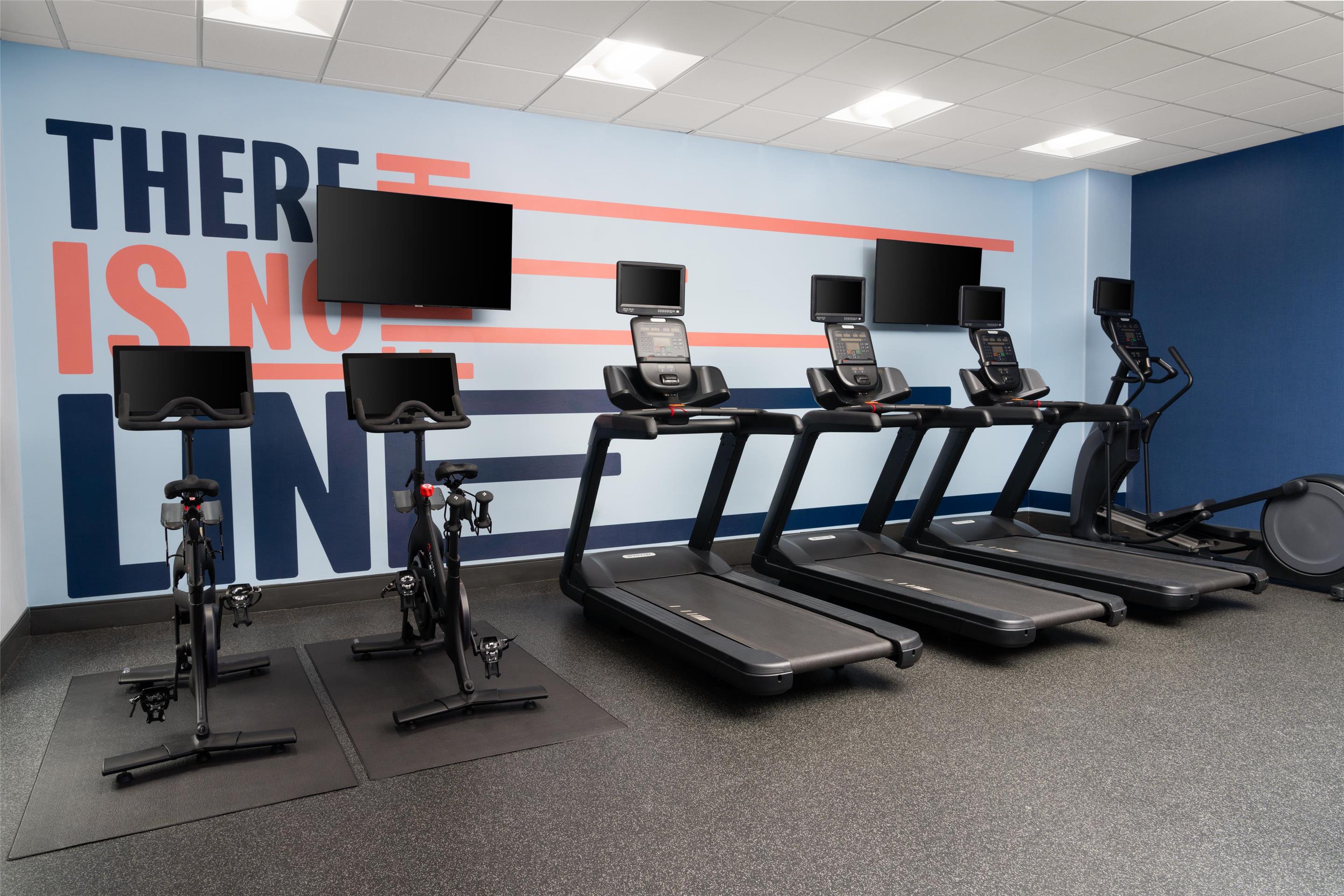 Health club fitness center gym | Hampton Inn & Suites Albuquerque North/I-25