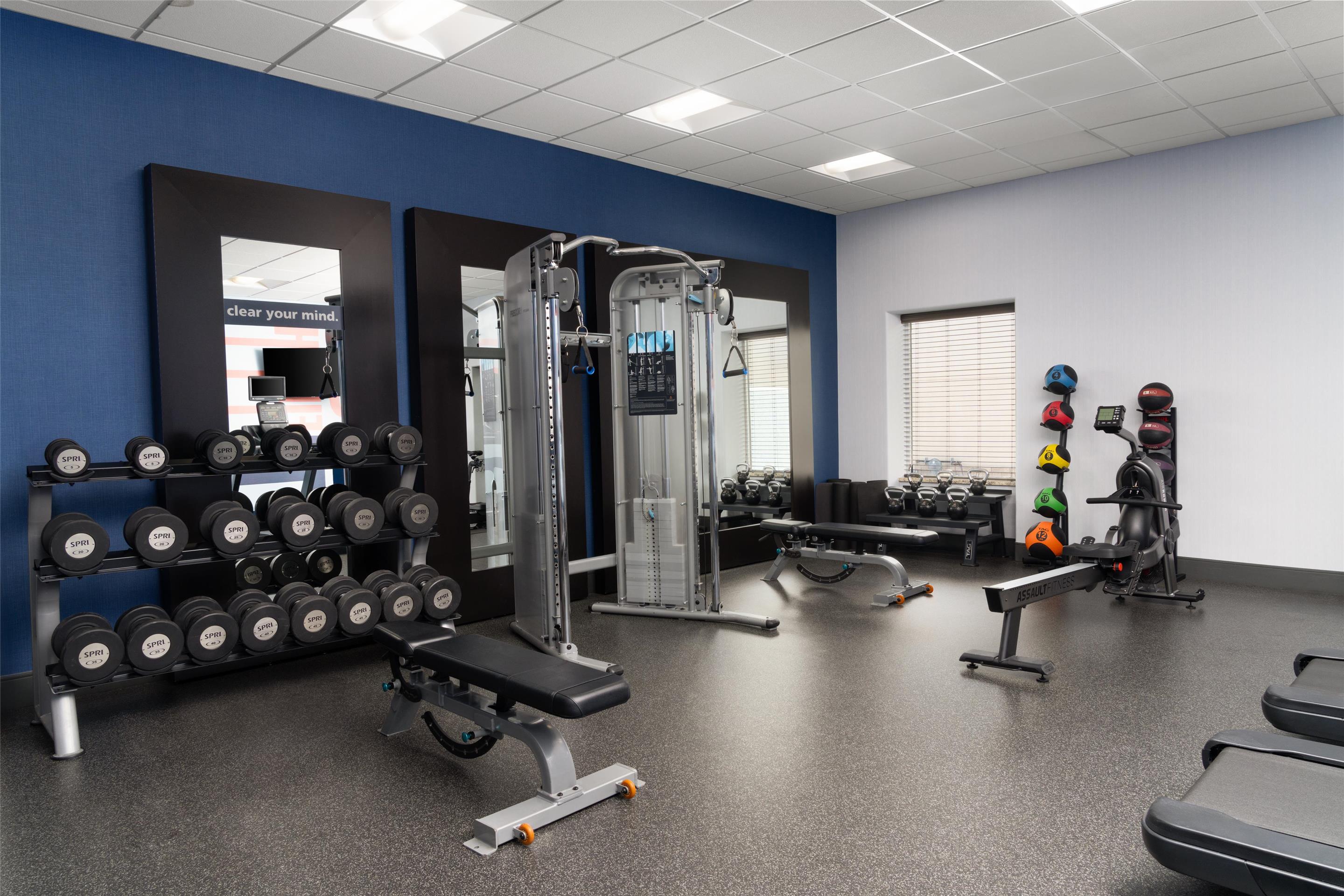 Health club fitness center gym | Hampton Inn & Suites Albuquerque North/I-25