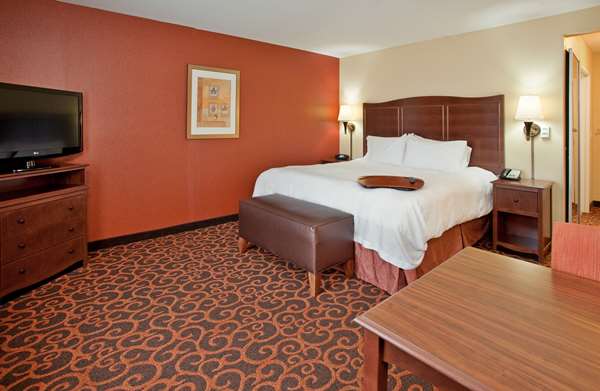  - Hampton Inn & Suites Aberdeen