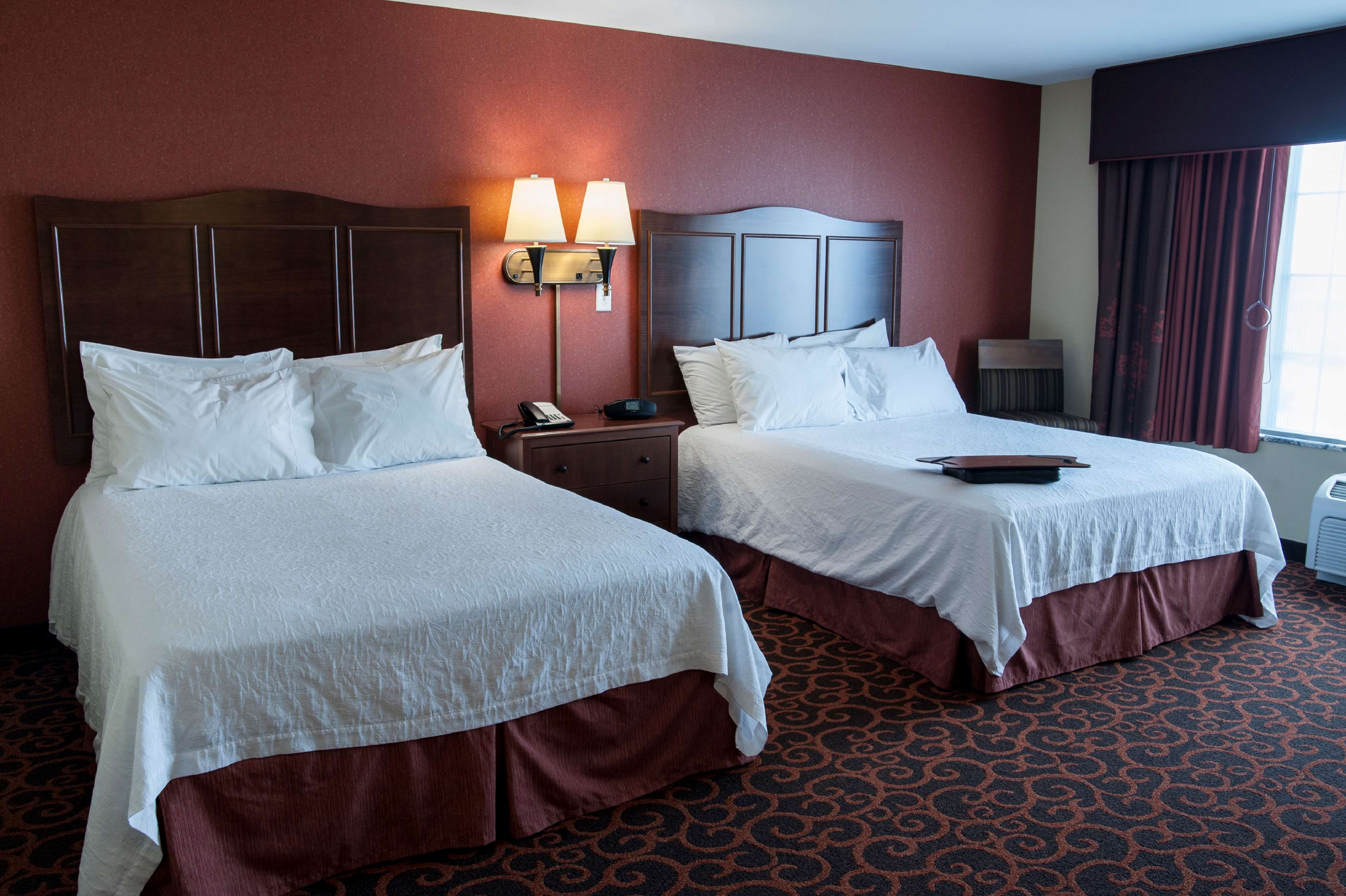 Hampton Inn & Suites by Hilton Aberdeen Room Type - 2 QNS STUDIO SUITE NONSMOK