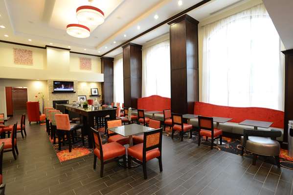 Restaurant - Hampton Inn & Suites Mall Albany