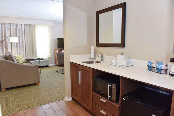  - Hampton Inn & Suites Alexandria - I-49, Exit 90