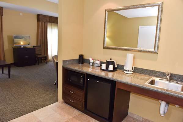  - Hampton Inn & Suites Alexandria - I-49, Exit 90